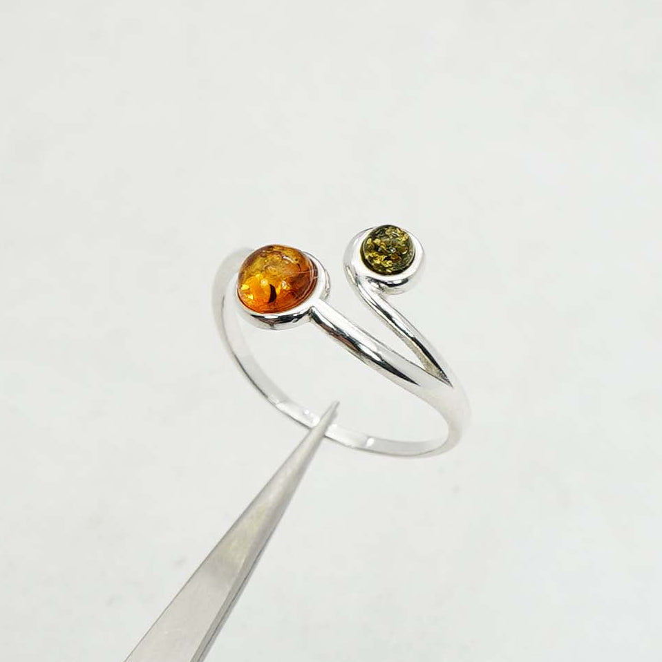 925 Solid Sterling Silver Natural Baltic Amber Ring-2.5 Grams