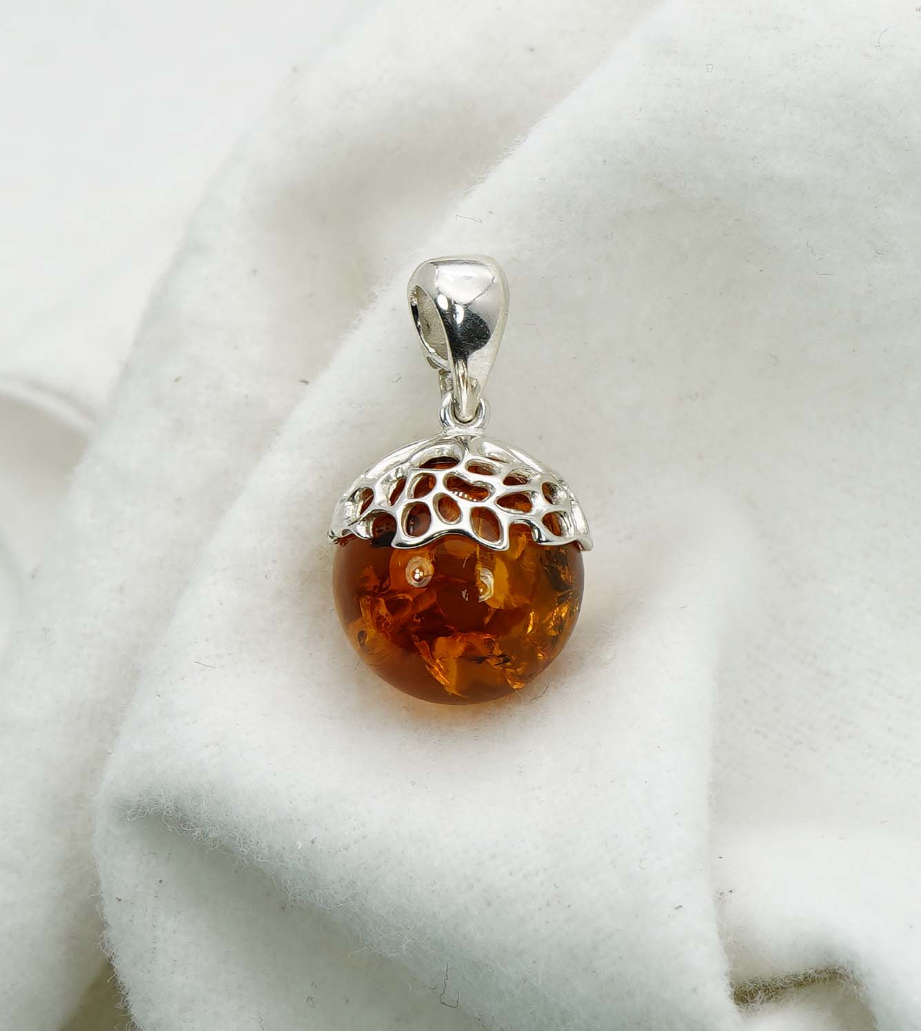 925 Solid Sterling Silver Natural Baltic Amber Pendant 3.4 Gram