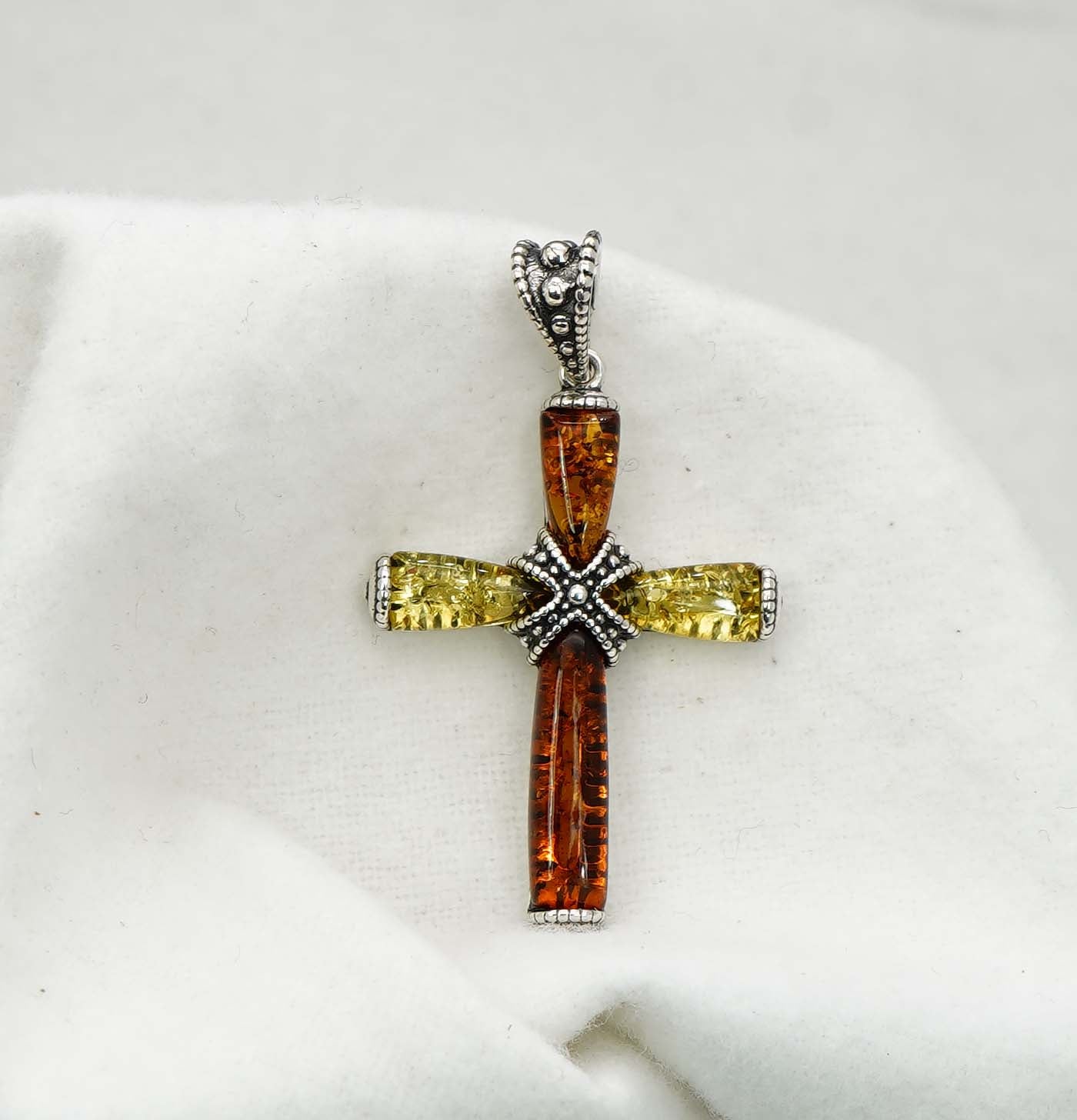 925 Solid Sterling Silver Natural Baltic Amber Pendant 5.4.Gram