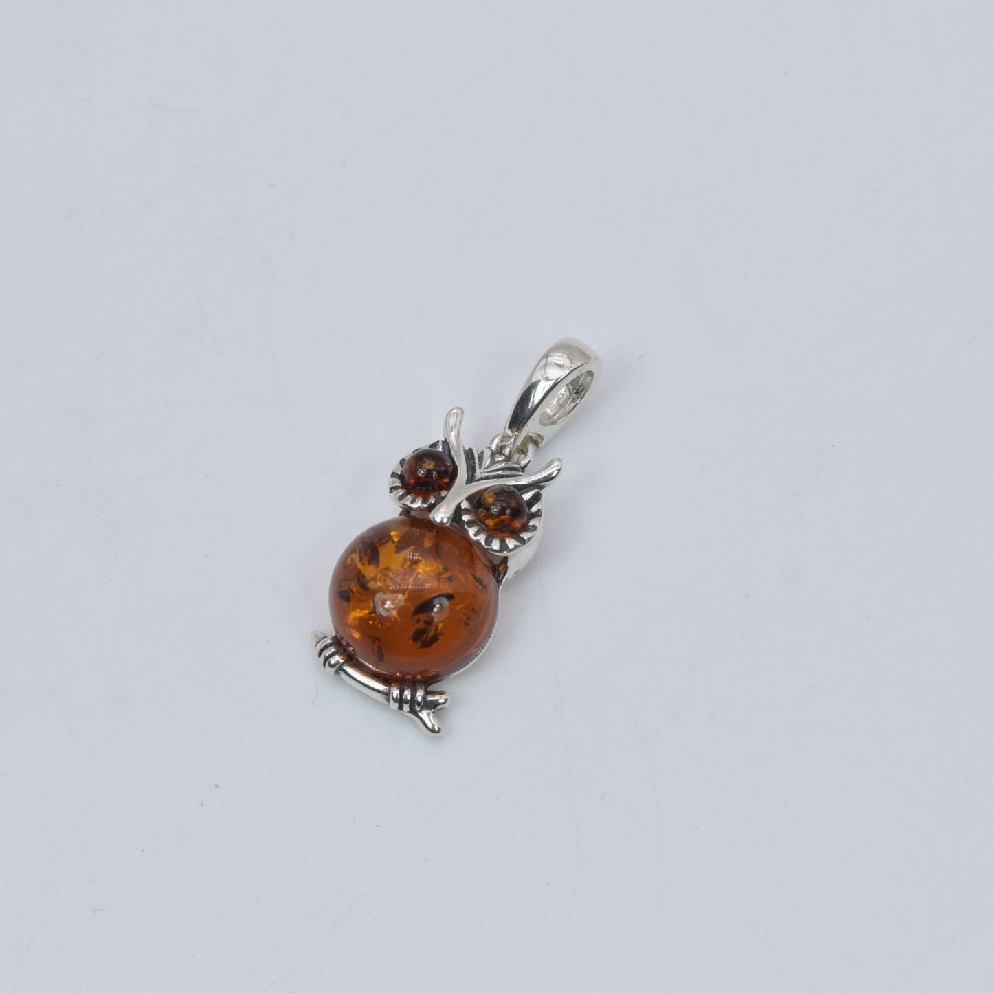 925 Solid Sterling Silver Natural Baltic Amber Pendant 2.1 Gram