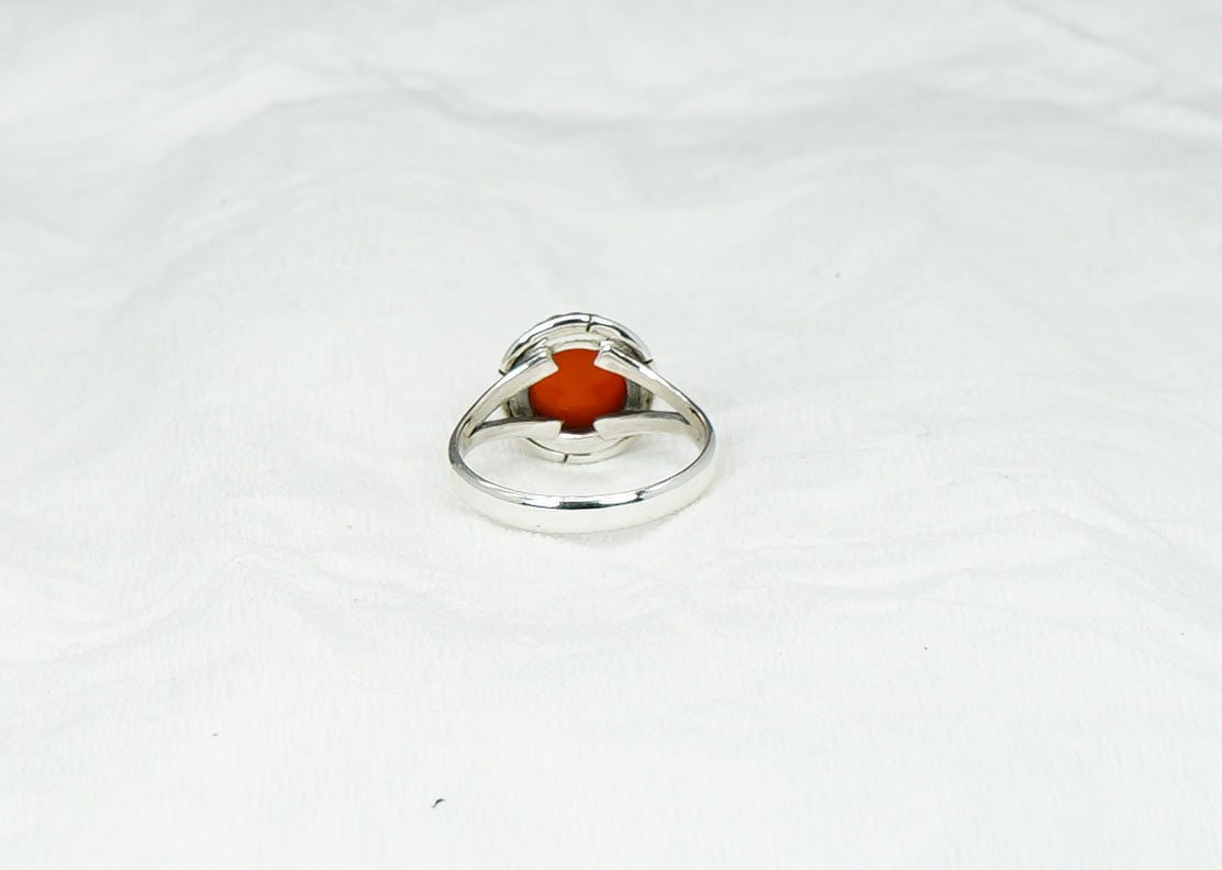 925 Solid Sterling Silver Red Carnelian Ring - 5 US