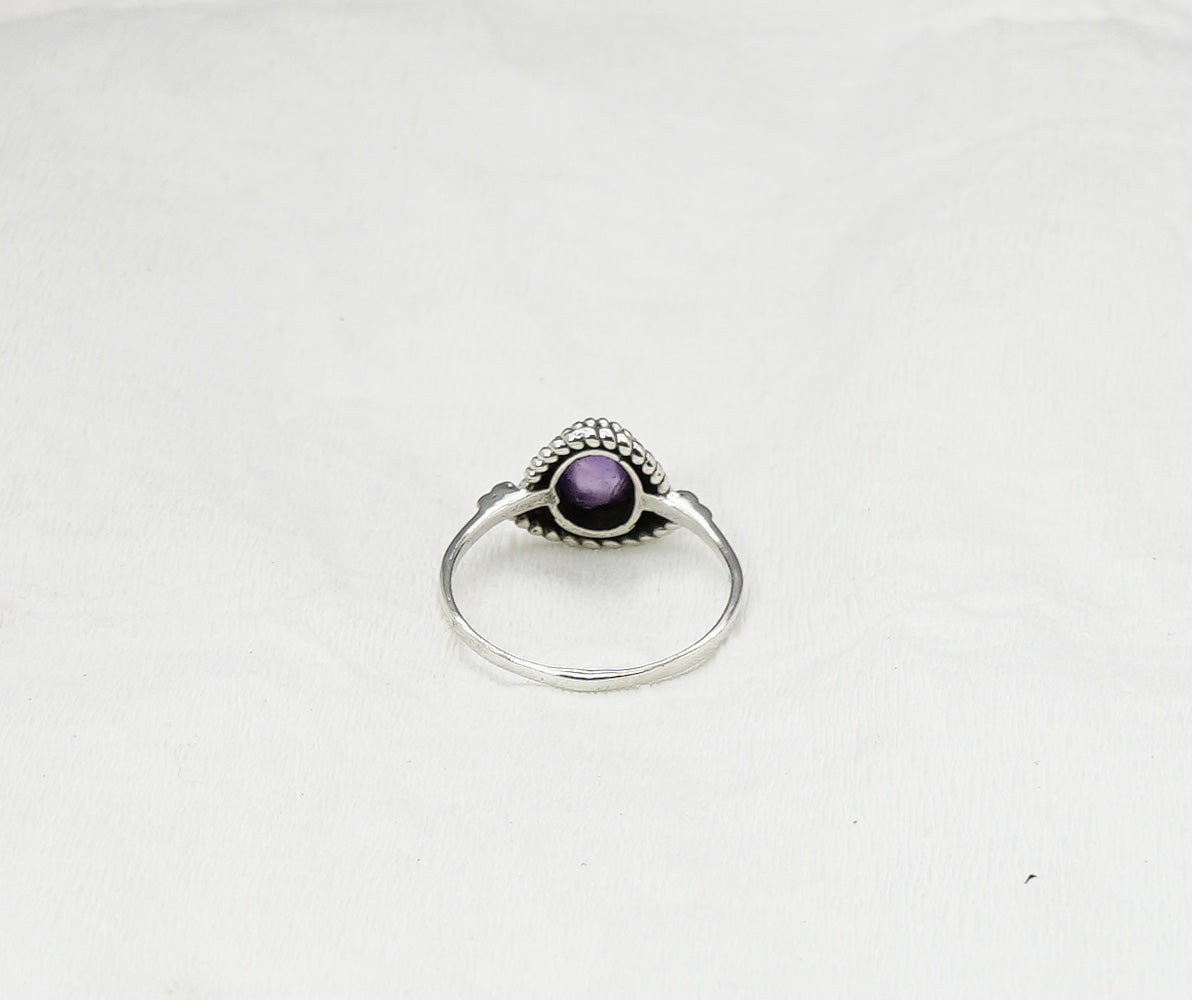 925 Solid Sterling Silver Purple Amethyst Ring - 11 US