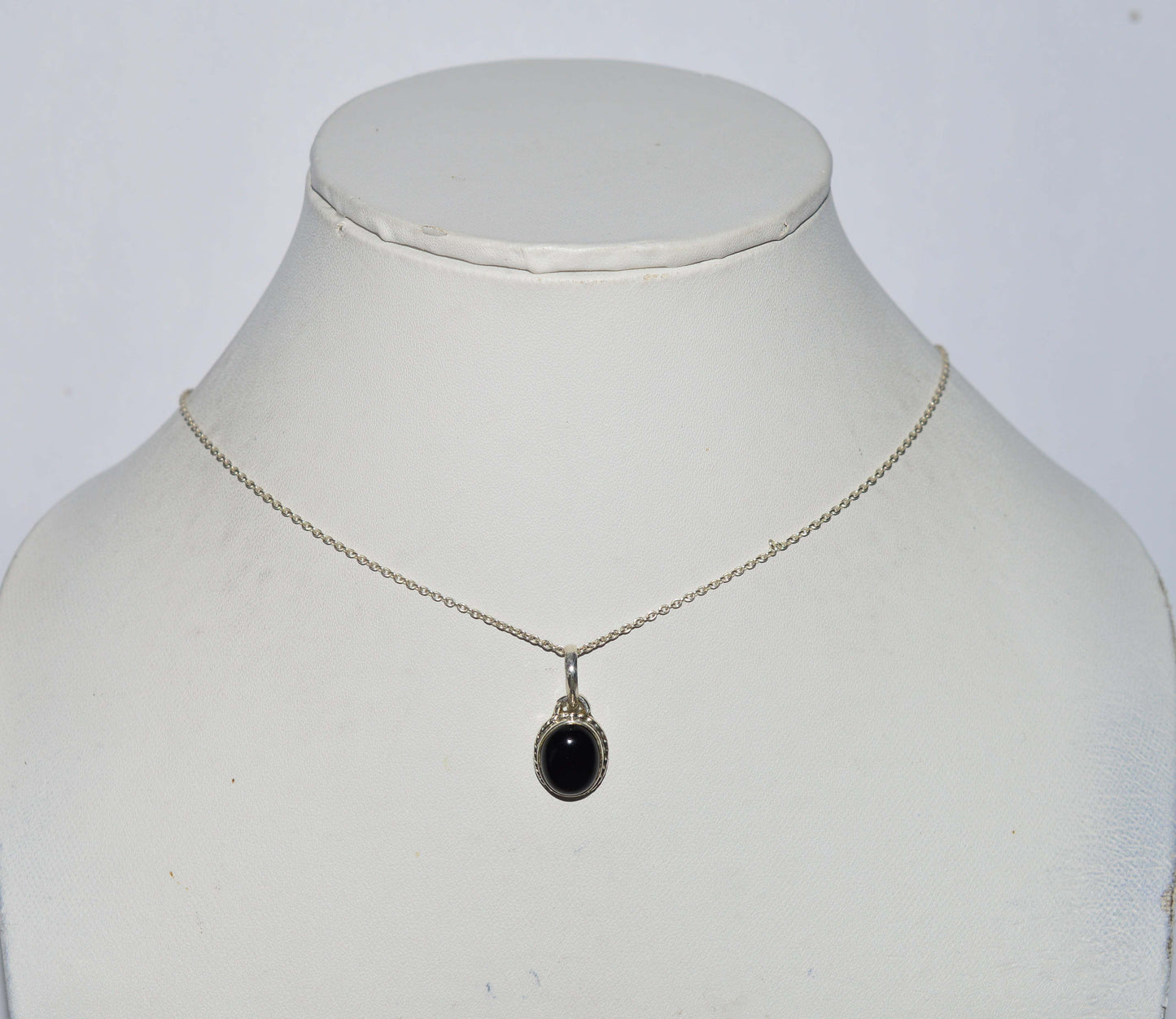925 SOLID STERLING SILVER BLACK ONYX CHAIN PENDANT- 18.7 INCH