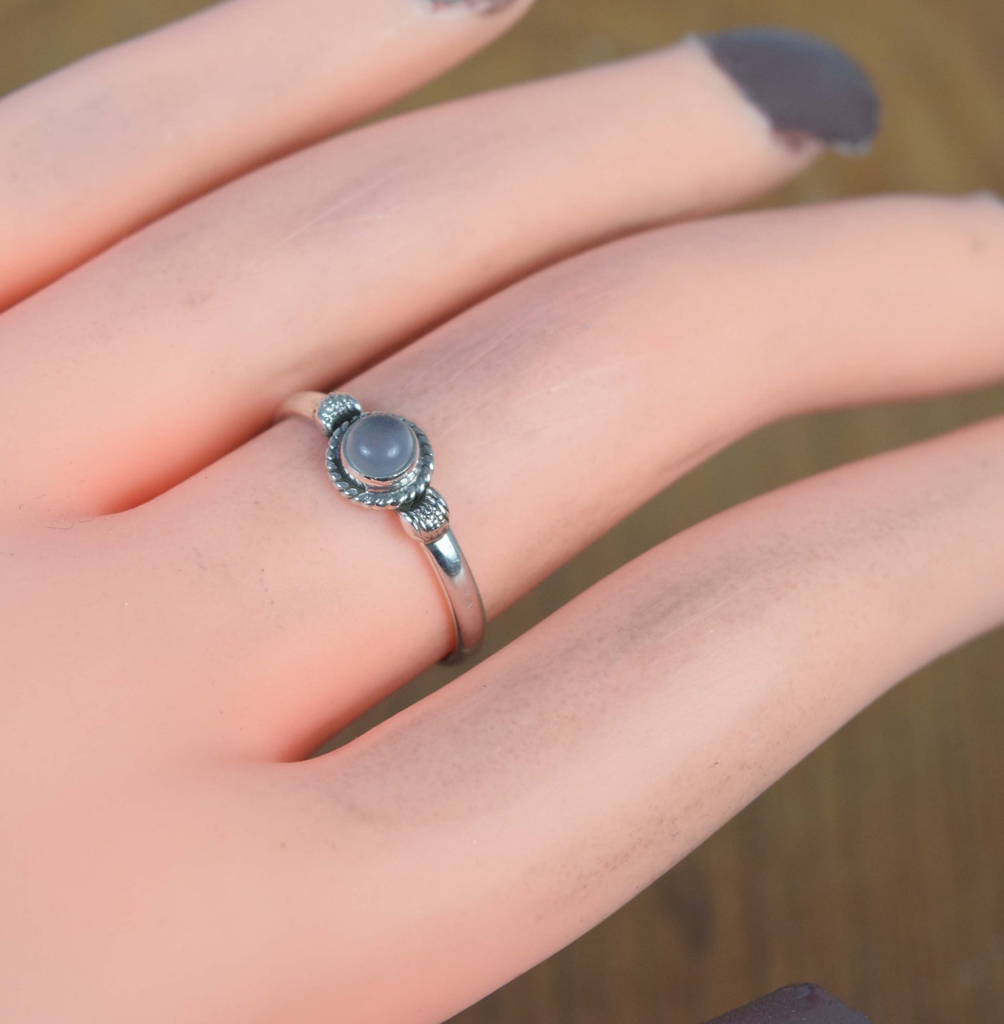 925 Solid Sterling Silver Blue Chalcedony Ring