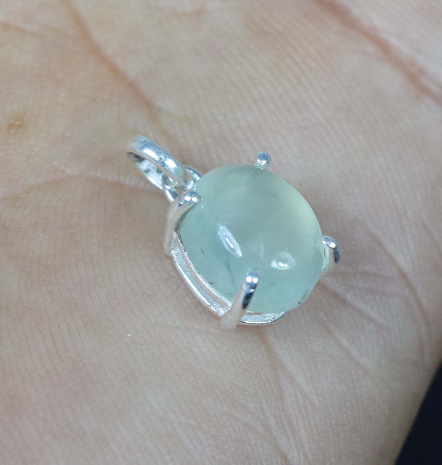 925 Solid Sterling Silver Green Prehnite Pendant-0.7 INCH