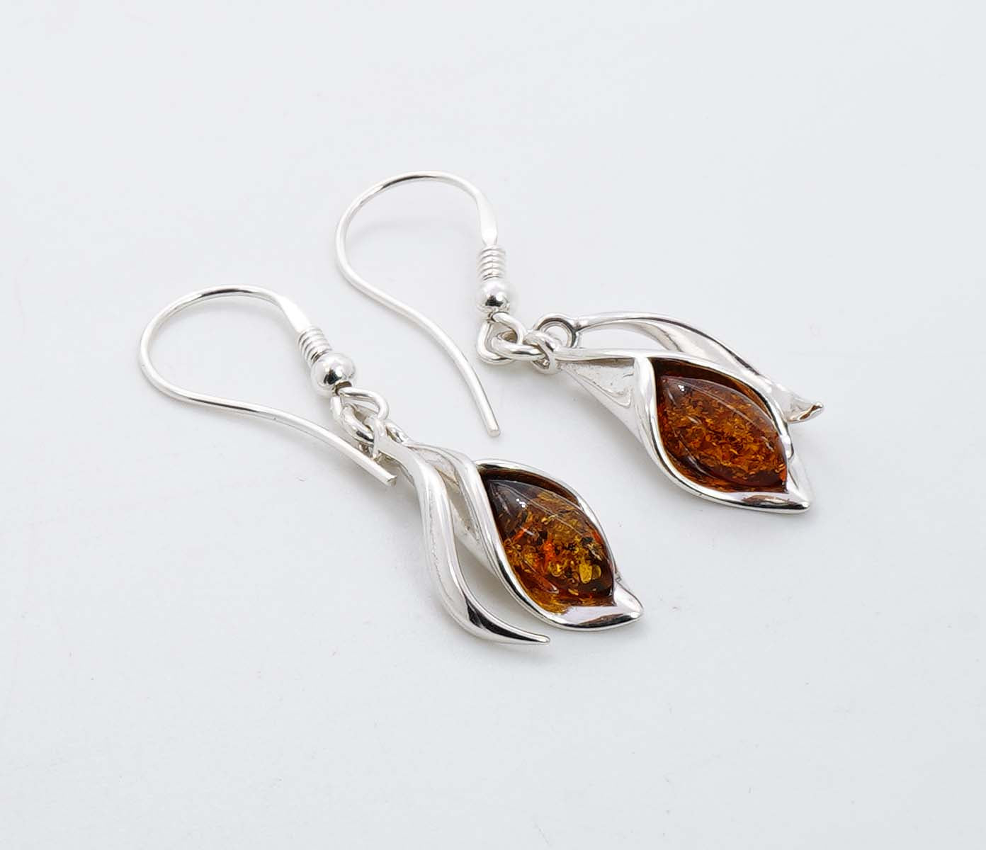 925 Solid Sterling Silver Natural Baltic Amber Stud Earring - 5 Grams