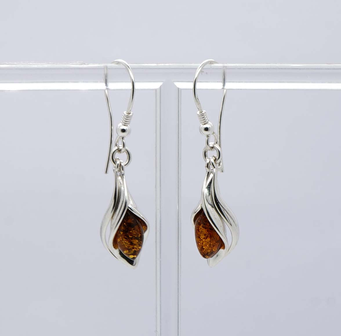 925 Solid Sterling Silver Natural Baltic Amber Stud Earring - 5 Grams