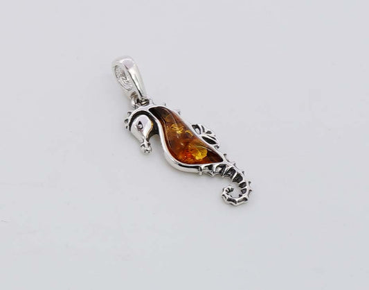 925 Solid Sterling Silver Natural Baltic Amber Seahorse Pendant - 2.4 Grams