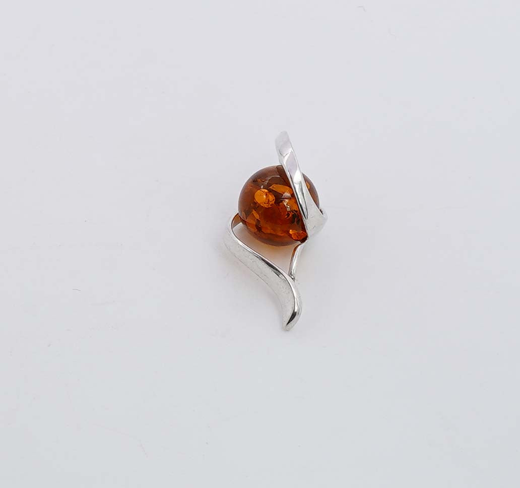 925 Solid Sterling Silver Natural Baltic Amber Pendant - 2.2 Grams