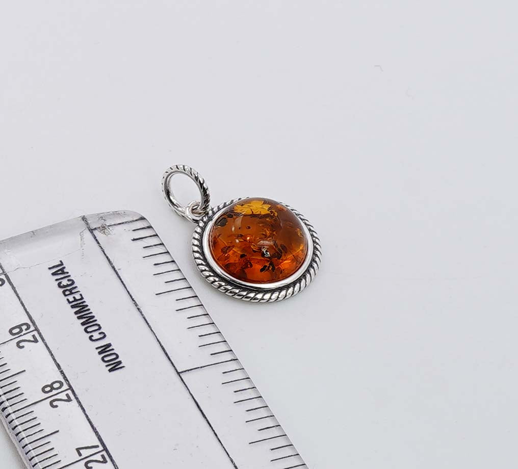 925 Solid Sterling Silver Natural Baltic Amber Pendant - 2.4 Gram