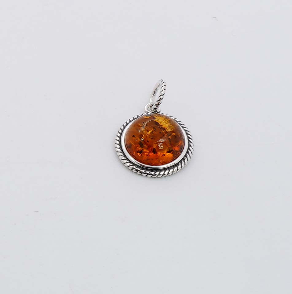 925 Solid Sterling Silver Natural Baltic Amber Pendant - 2.4 Gram