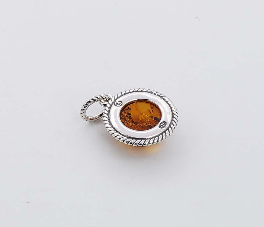 925 Solid Sterling Silver Natural Baltic Amber Pendant - 2.4 Gram