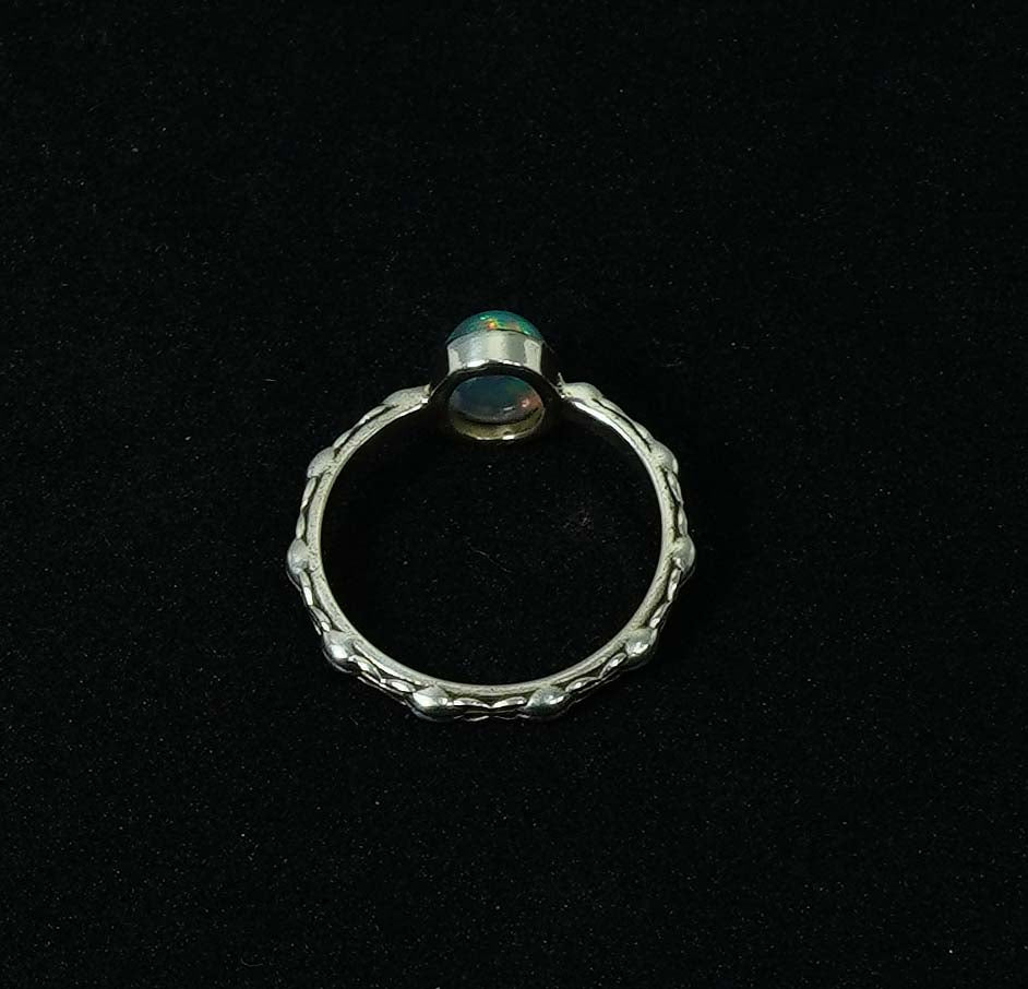 925 Solid Sterling Silver Natural Ethiopian Opal Ring - 4 Grams