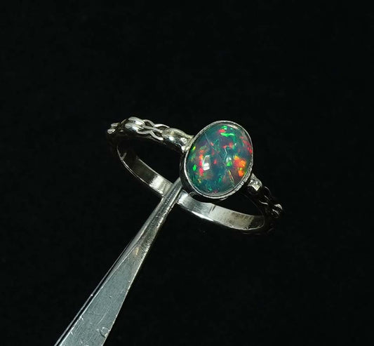 925 Solid Sterling Silver Natural Ethiopian Opal Ring - 4 Grams