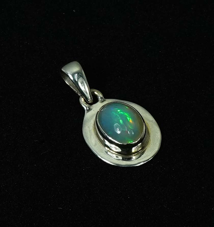 925 Solid Sterling Silver Natural Ethiopian Opal Pendant - 4 Grams