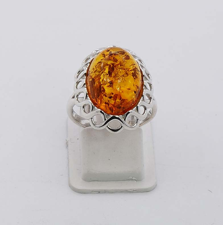 925 Solid Sterling Silver Natural Baltic Amber Ring - 4.2 Grams