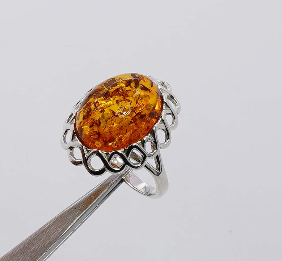 925 Solid Sterling Silver Natural Baltic Amber Ring - 4.2 Grams