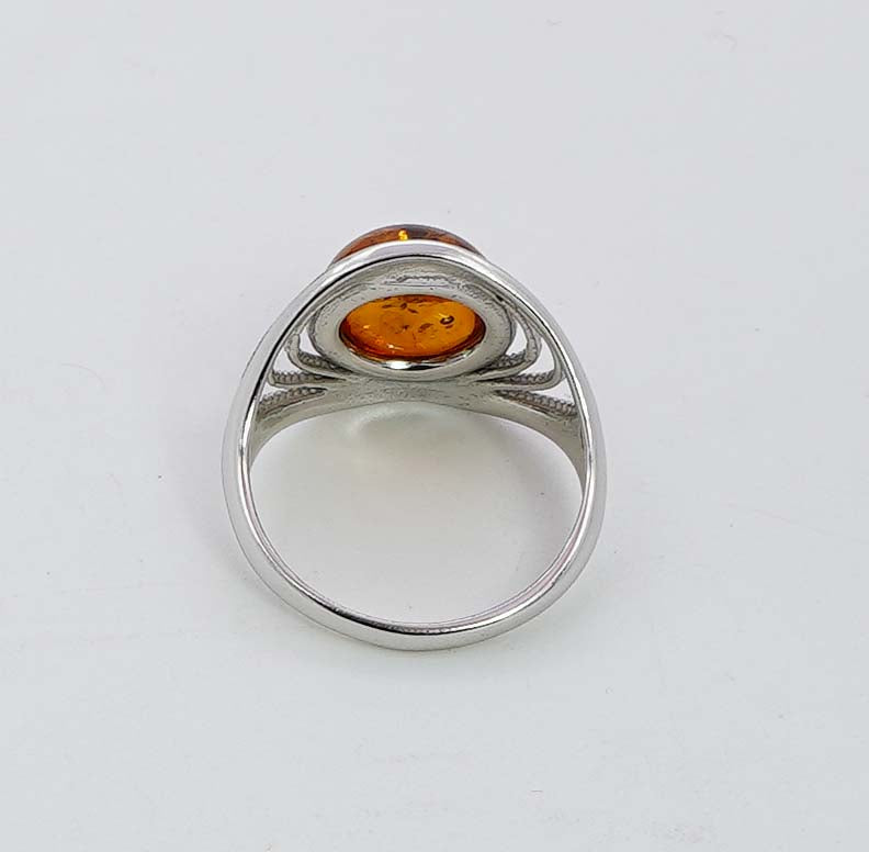 925 Solid Sterling Silver Natural Baltic Amber Ring - 3.6 Grams