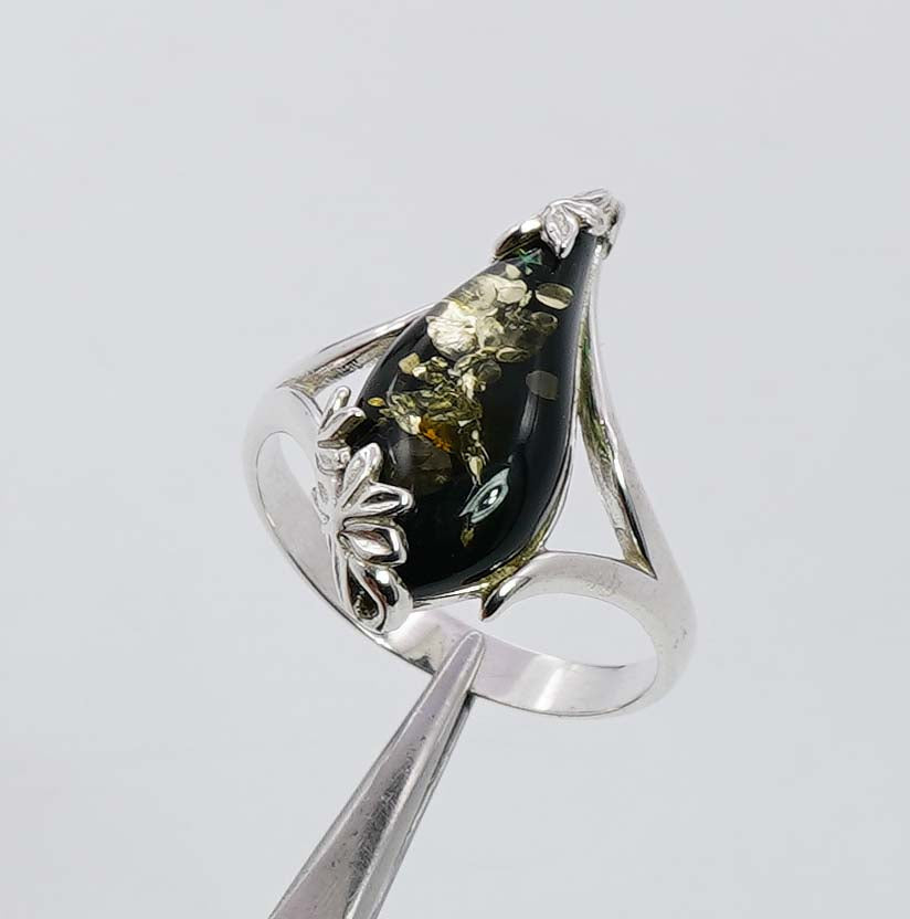 925 Solid Sterling Silver Natural Green Baltic Amber Ring - 3.2 Grams