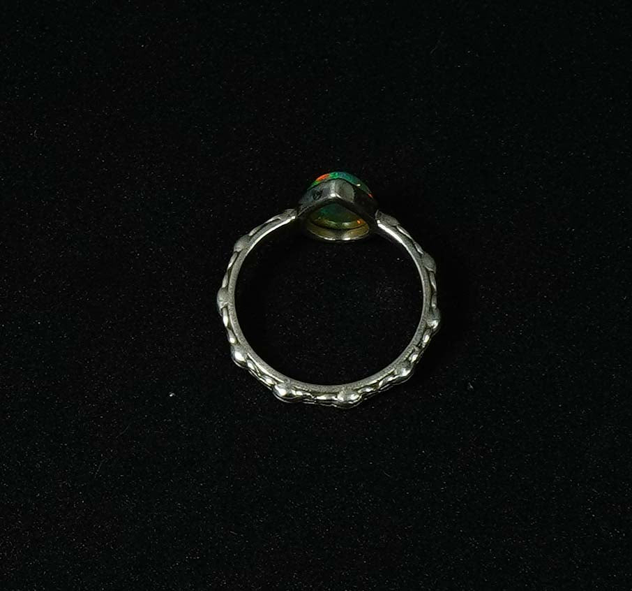 925 Solid Sterling Silver Natural Ethiopian Opal Ring - 2.7 Grams