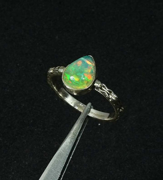 925 Solid Sterling Silver Natural Ethiopian Opal Ring - 2.7 Grams