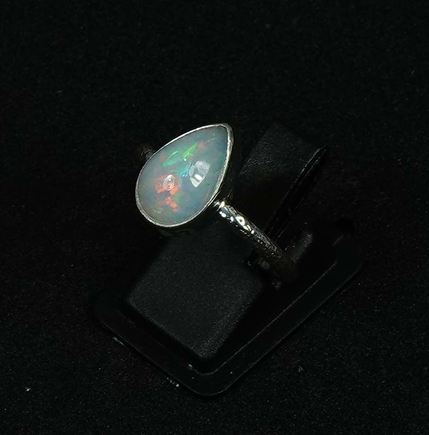 925 Solid Sterling Silver Natural Ethiopian Opal Ring - 4 Grams