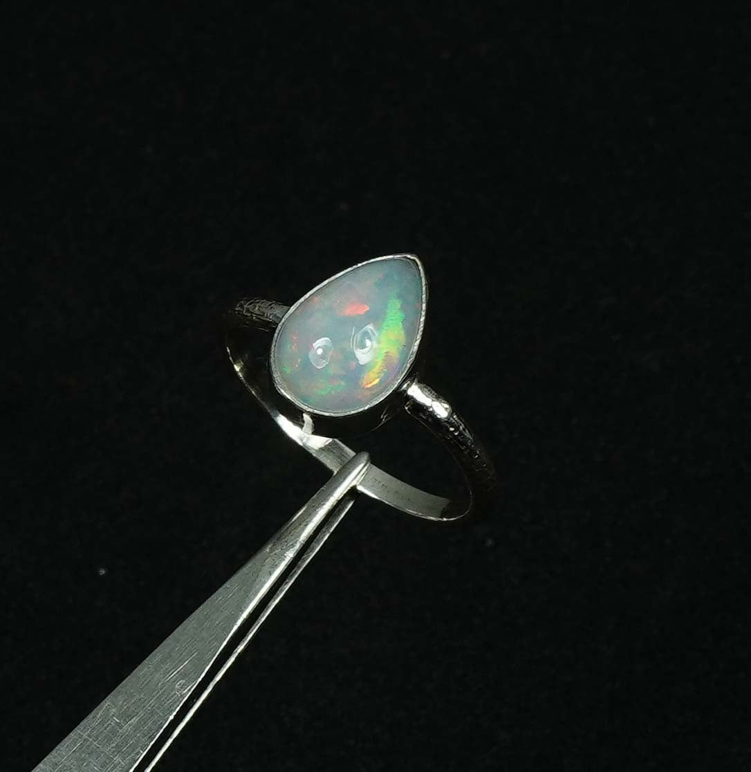 925 Solid Sterling Silver Natural Ethiopian Opal Ring - 4 Grams