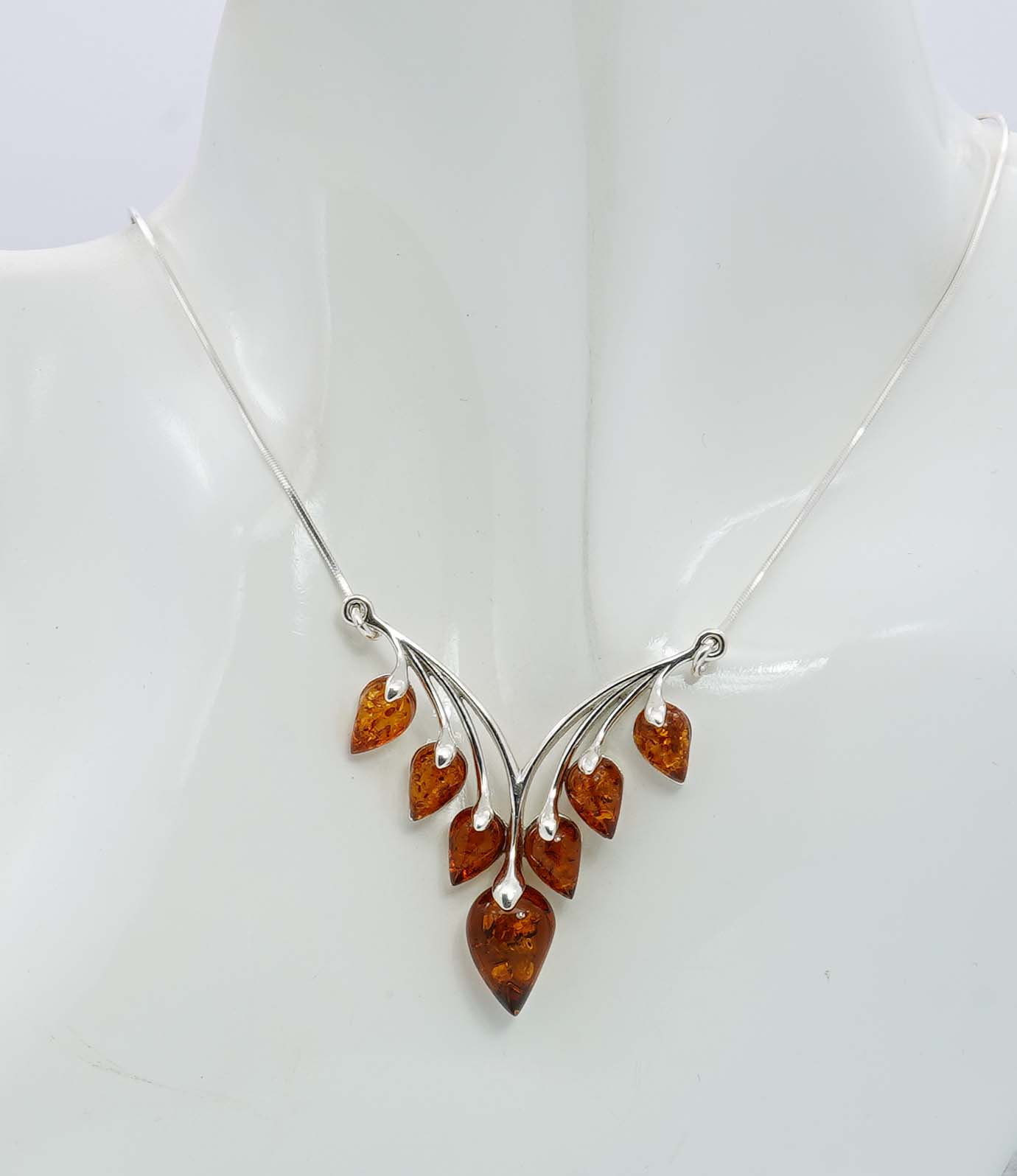 925 Solid Sterling Silver Natural Baltic Amber Chain Necklace - 8.2 Grams