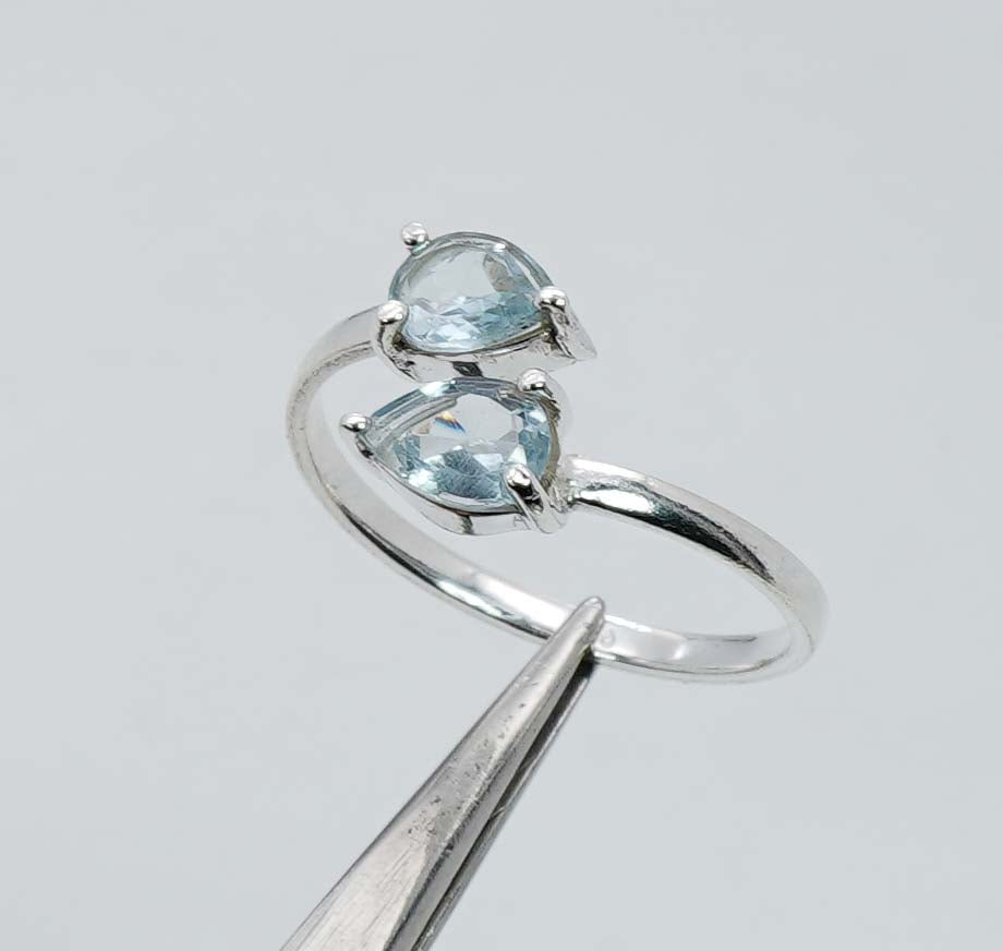 925 Sterling Silver 2 Stone Prong Setting Ring - 2.7 Grams