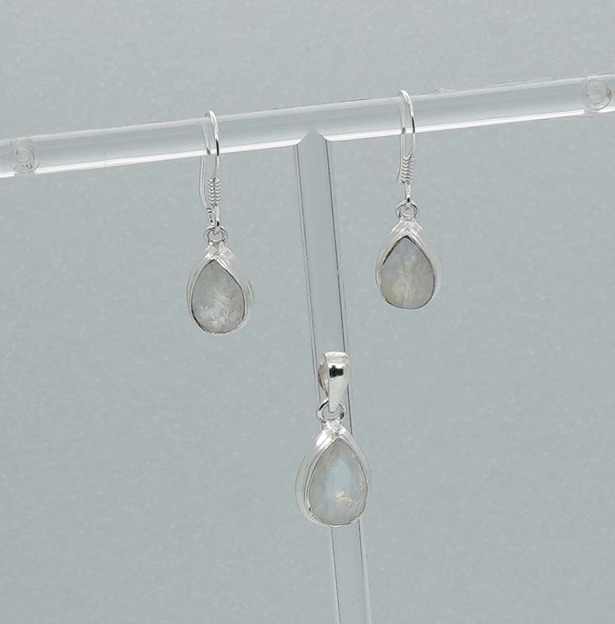 925 Solid Sterling Silver Hook Earring Pendant Set - 5.8 Grams