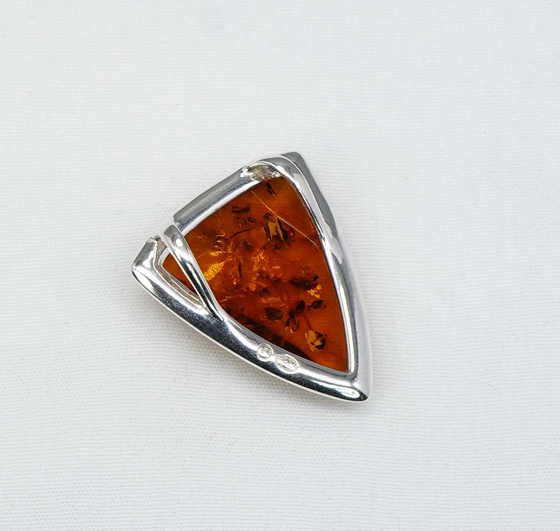 925 Solid Sterling Silver Natural Baltic Amber Chain Pendant-19.3 Inches