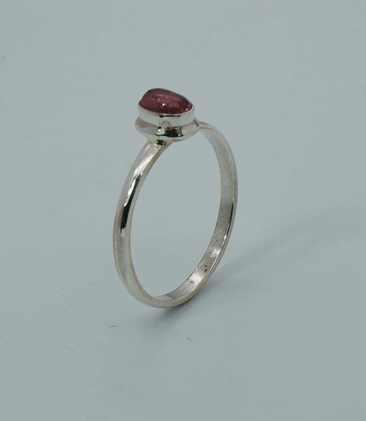 925 Solid Sterling Silver Natural Tourmaline Ring - 2 Grams