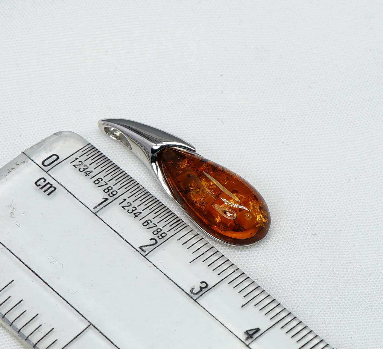 925 Solid Sterling Silver Natural Baltic Amber Chain Pendant-19.2 Inches