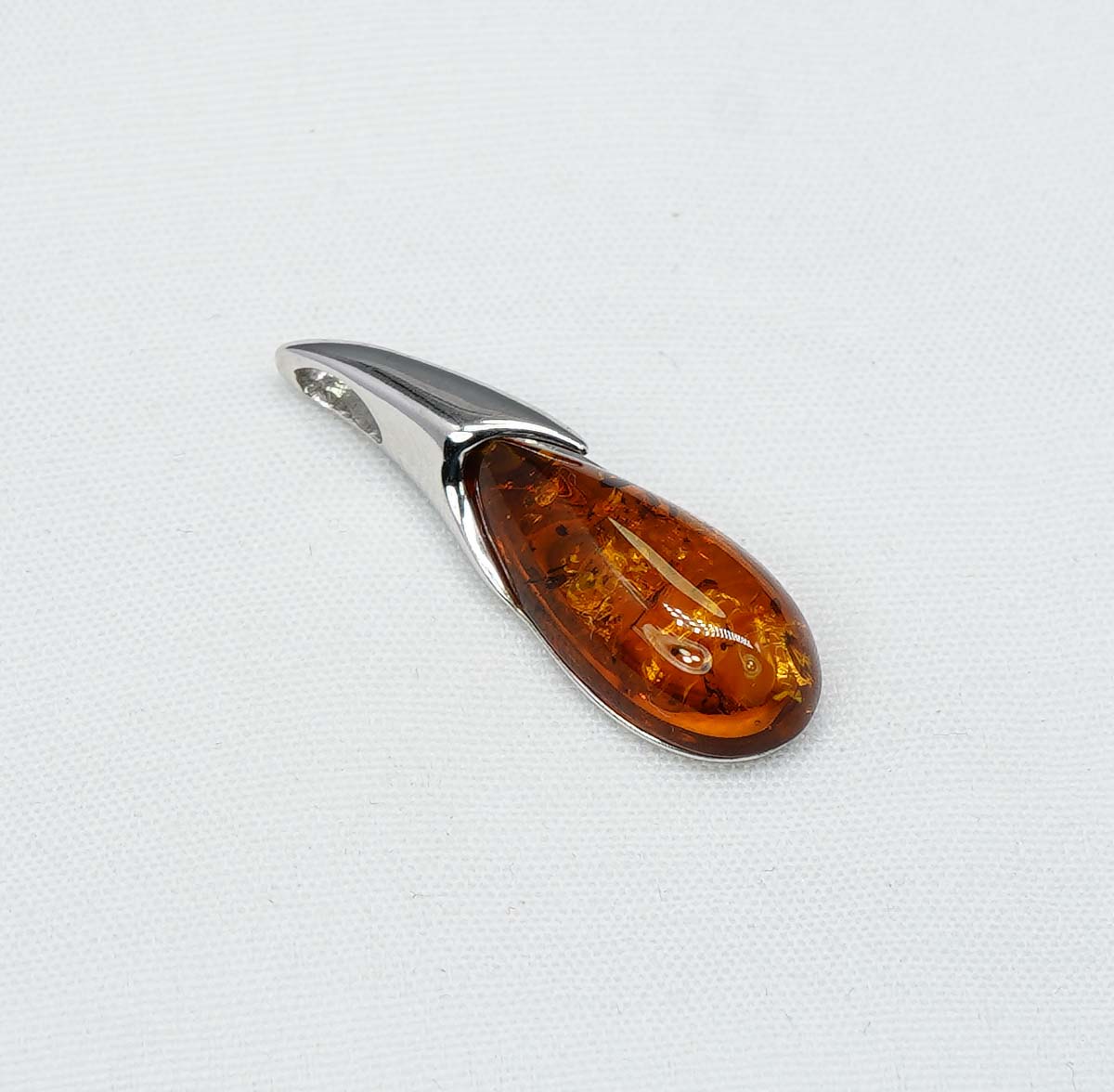 925 Solid Sterling Silver Natural Baltic Amber Chain Pendant-19.2 Inches