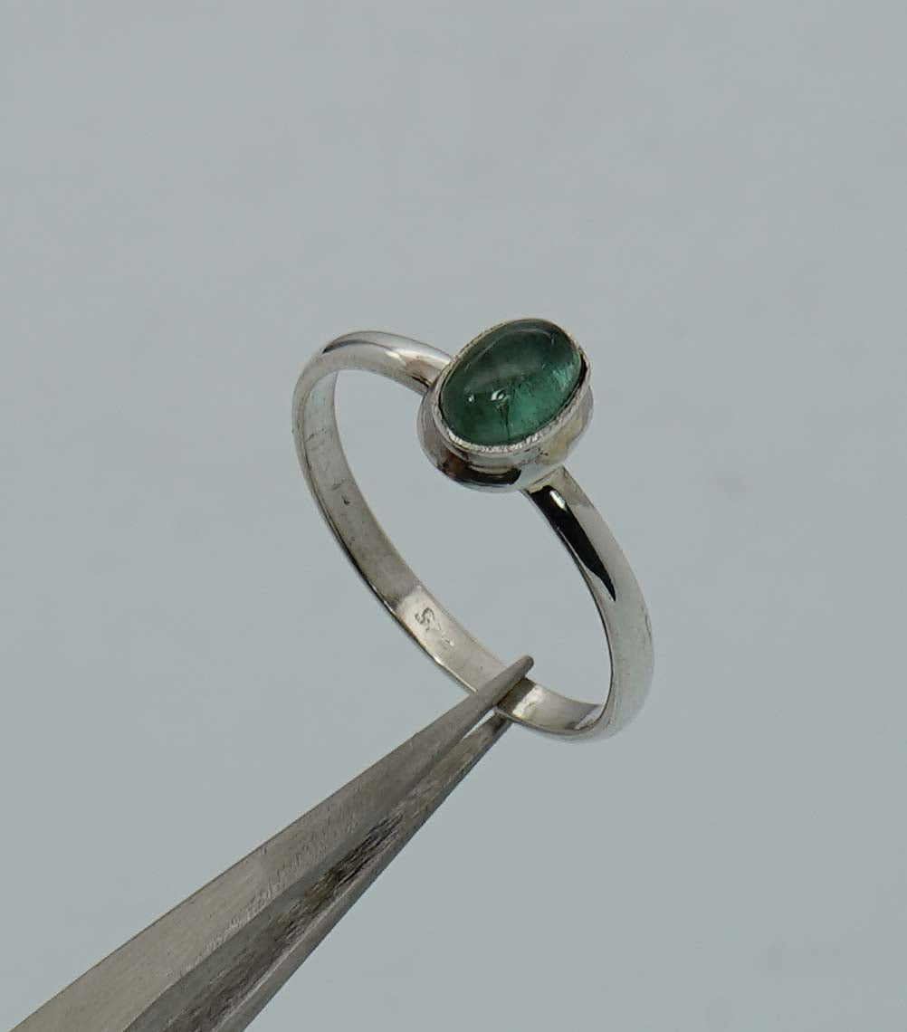 925 Solid Sterling Silver Natural Tourmaline Ring - 2 Grams