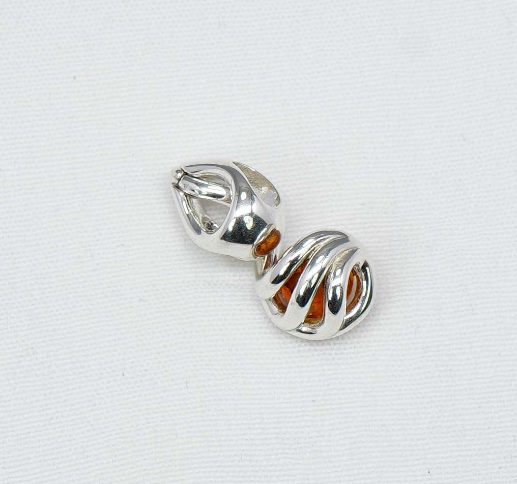 925 Solid Sterling Silver Natural Baltic Amber Chain Pendant- 18.8 Inches