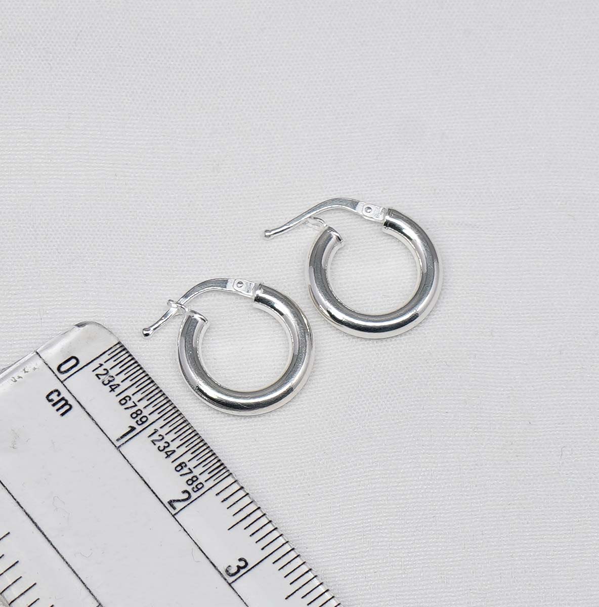 925 Solid Sterling Silver Plain Hoop Earring-0.7 Inch