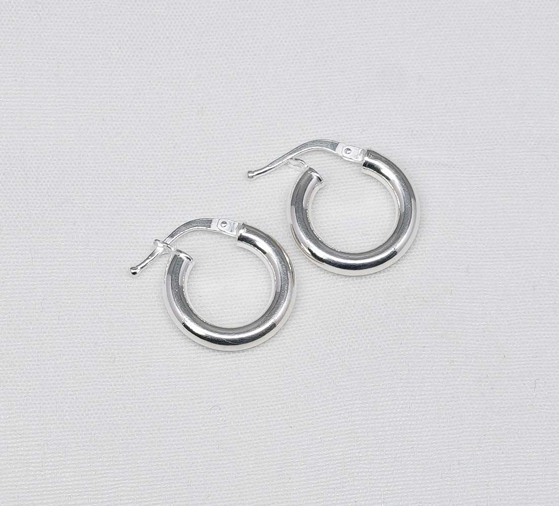 925 Solid Sterling Silver Plain Hoop Earring-0.7 Inch