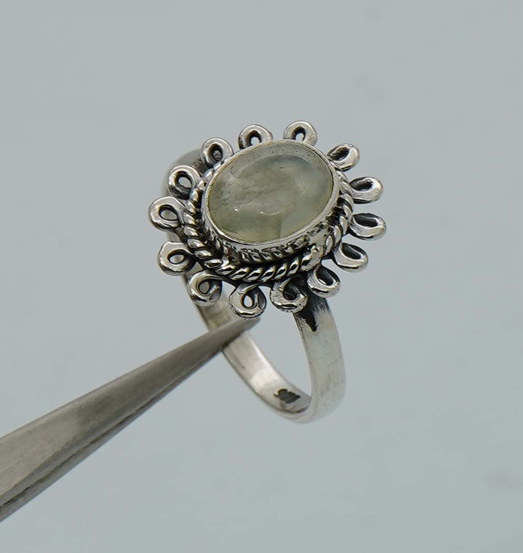 925 Solid Sterling Silver Designer Ring - 3.5 Grams