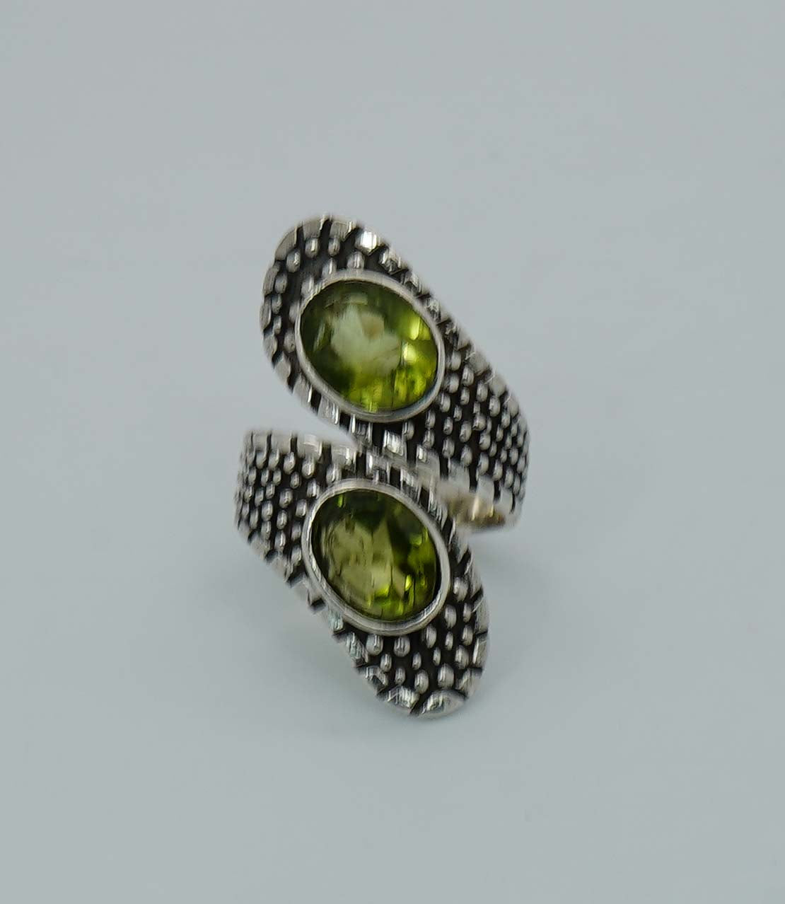 925 Solid Sterling Silver Faceted Gemstone Snake Style Ring - 8 Grams