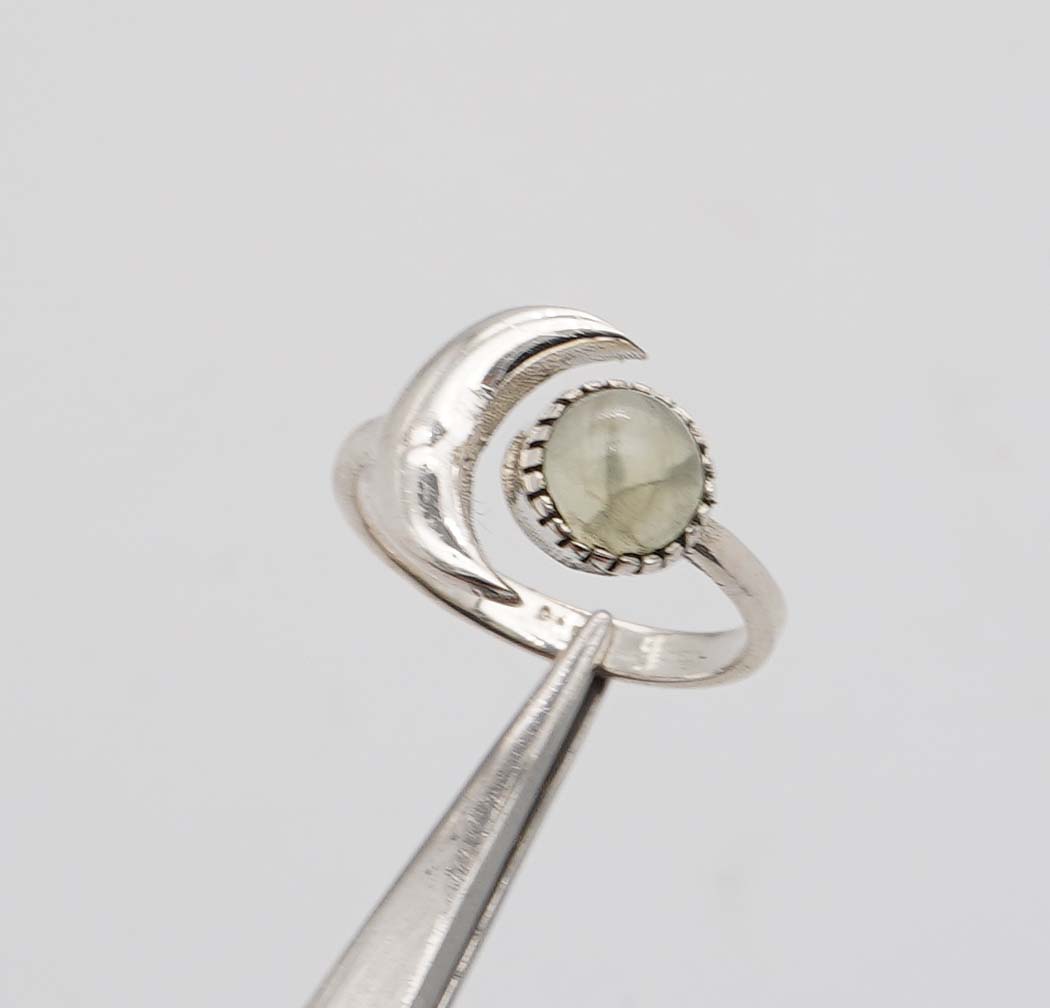 925 Solid Sterling Silver Moon Style Adjustable Ring - 2.7 Grams