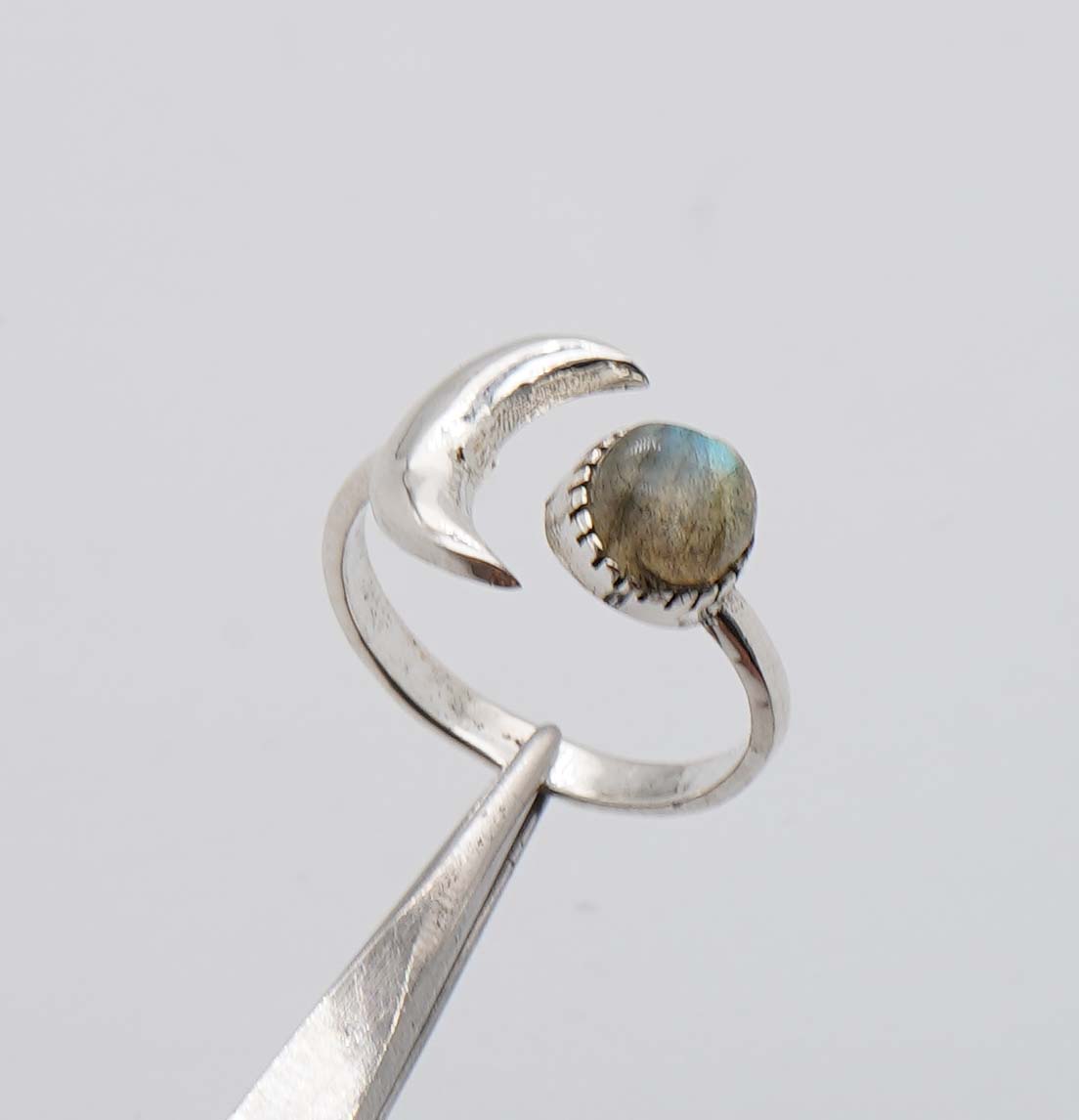 925 Solid Sterling Silver Moon Style Adjustable Ring - 2.7 Grams