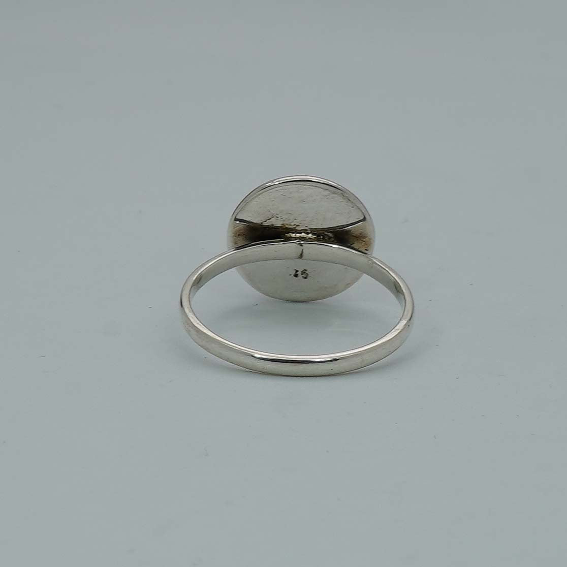 925 Solid Sterling Silver Designer Ring - 2.5 Grams