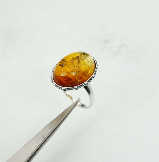 925 Solid Sterling Silver Natural Baltic Amber Ring - 3.6 Grams