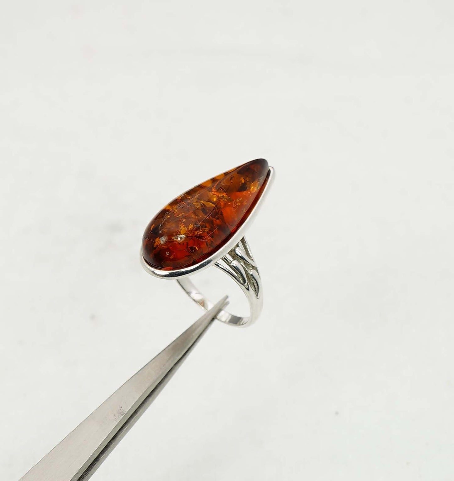 925 Solid Sterling Silver Natural Baltic Amber Ring - 4.1 Grams