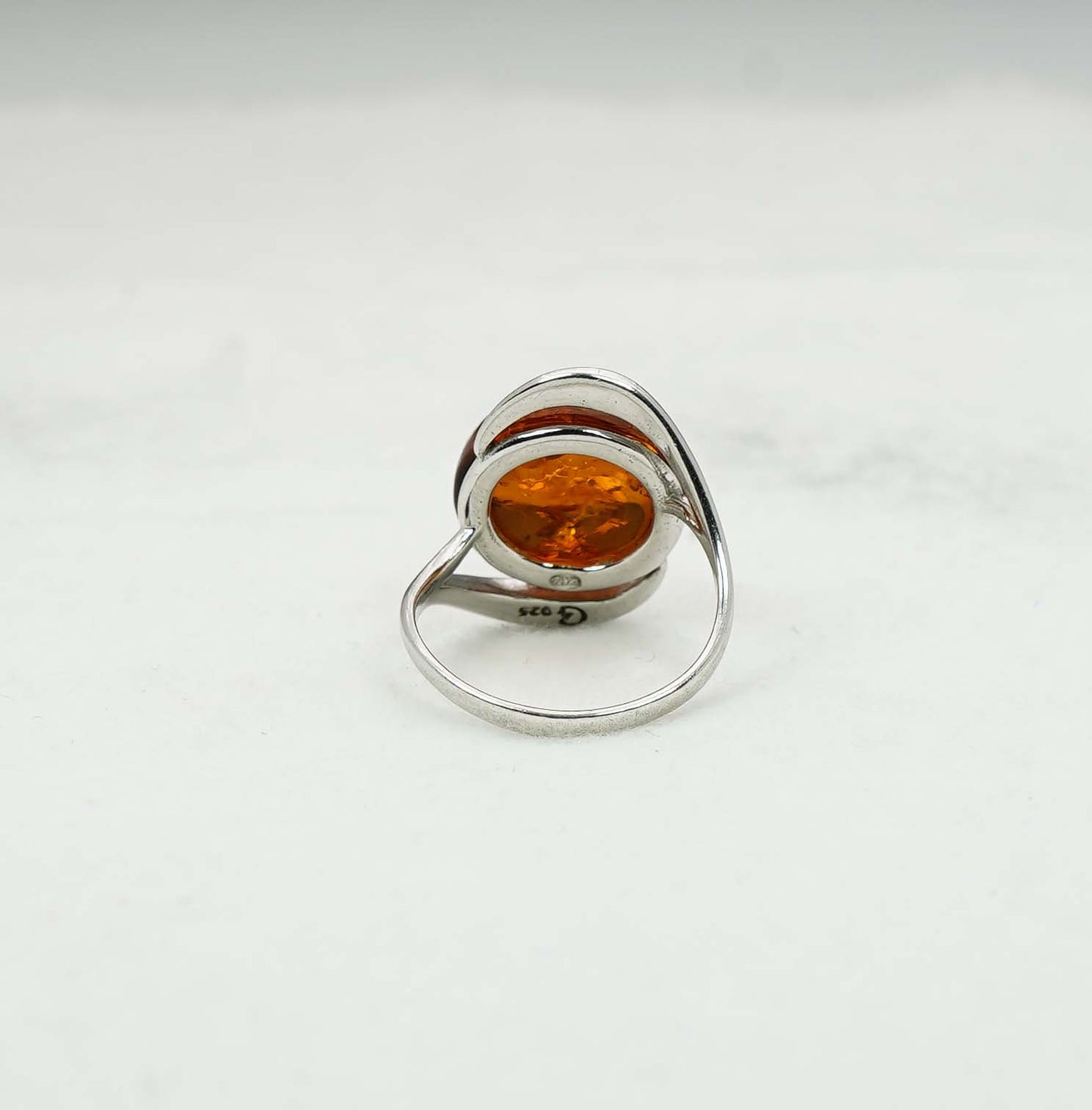 925 Solid Sterling Silver Natural Baltic Amber Ring - 3.3 Grams