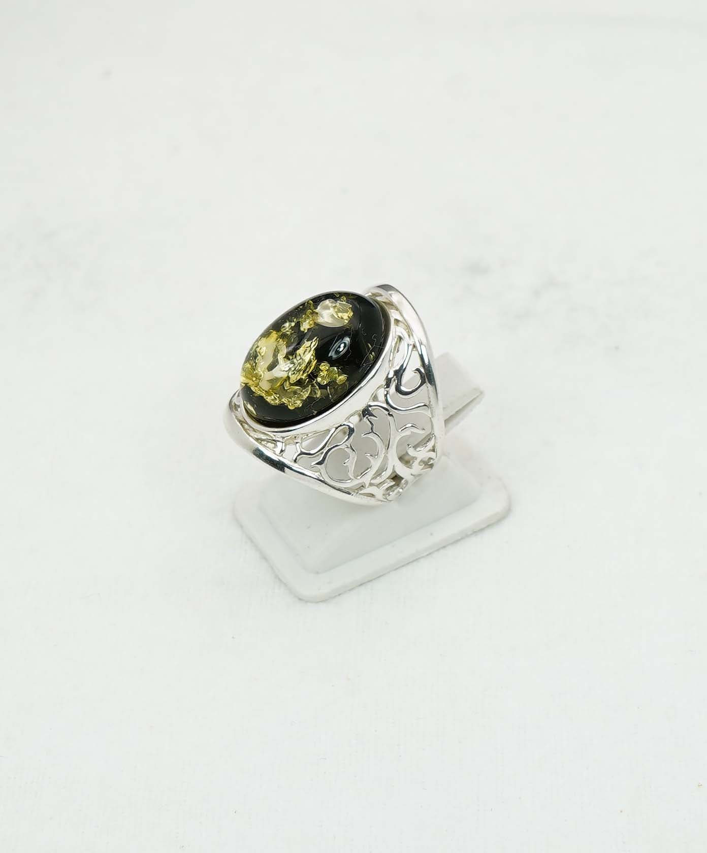 925 Solid Sterling Silver Natural Baltic Amber Ring - 6.2 Grams