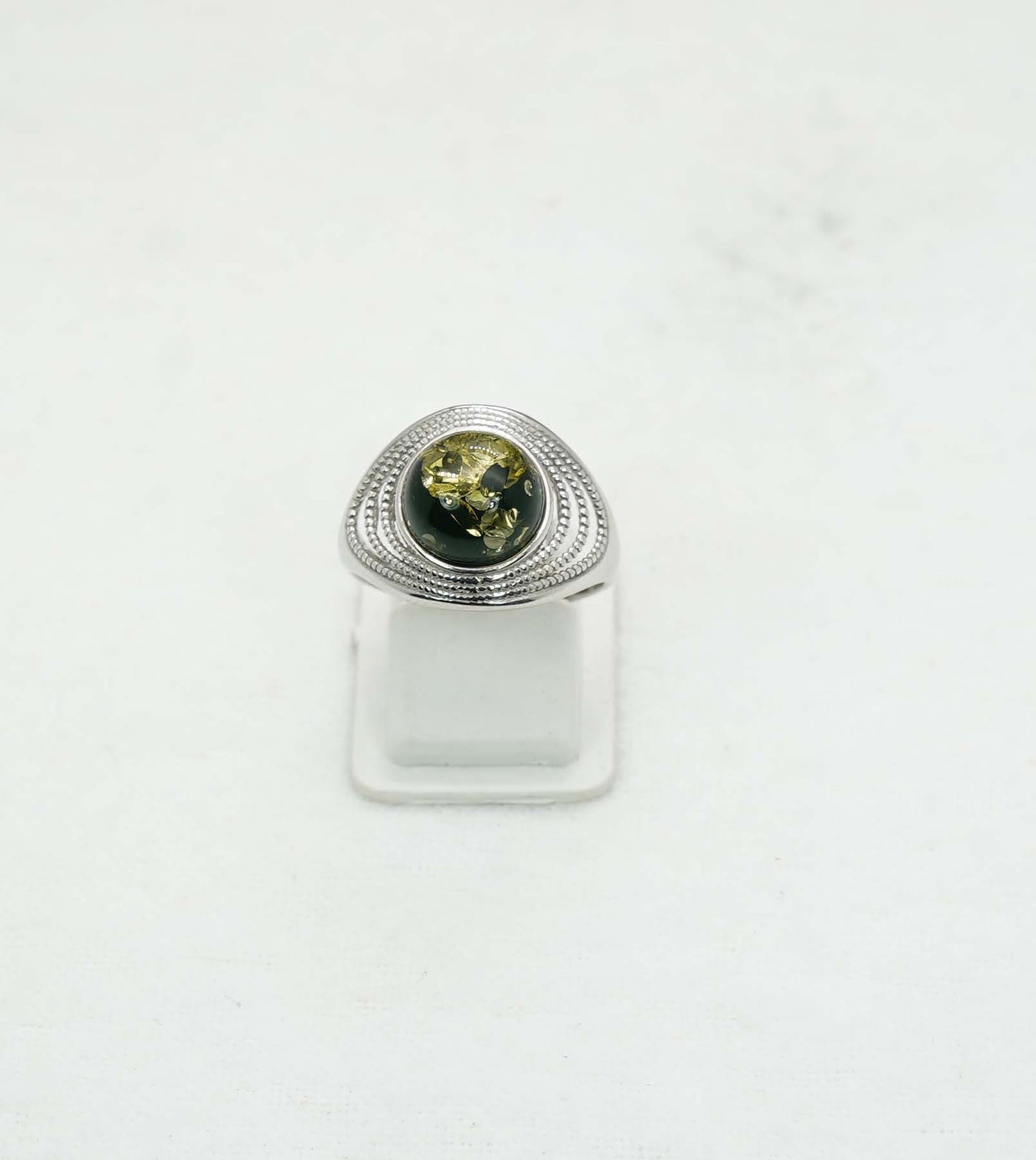 925 Solid Sterling Silver Natural Baltic Amber Ring - 3.6 Grams