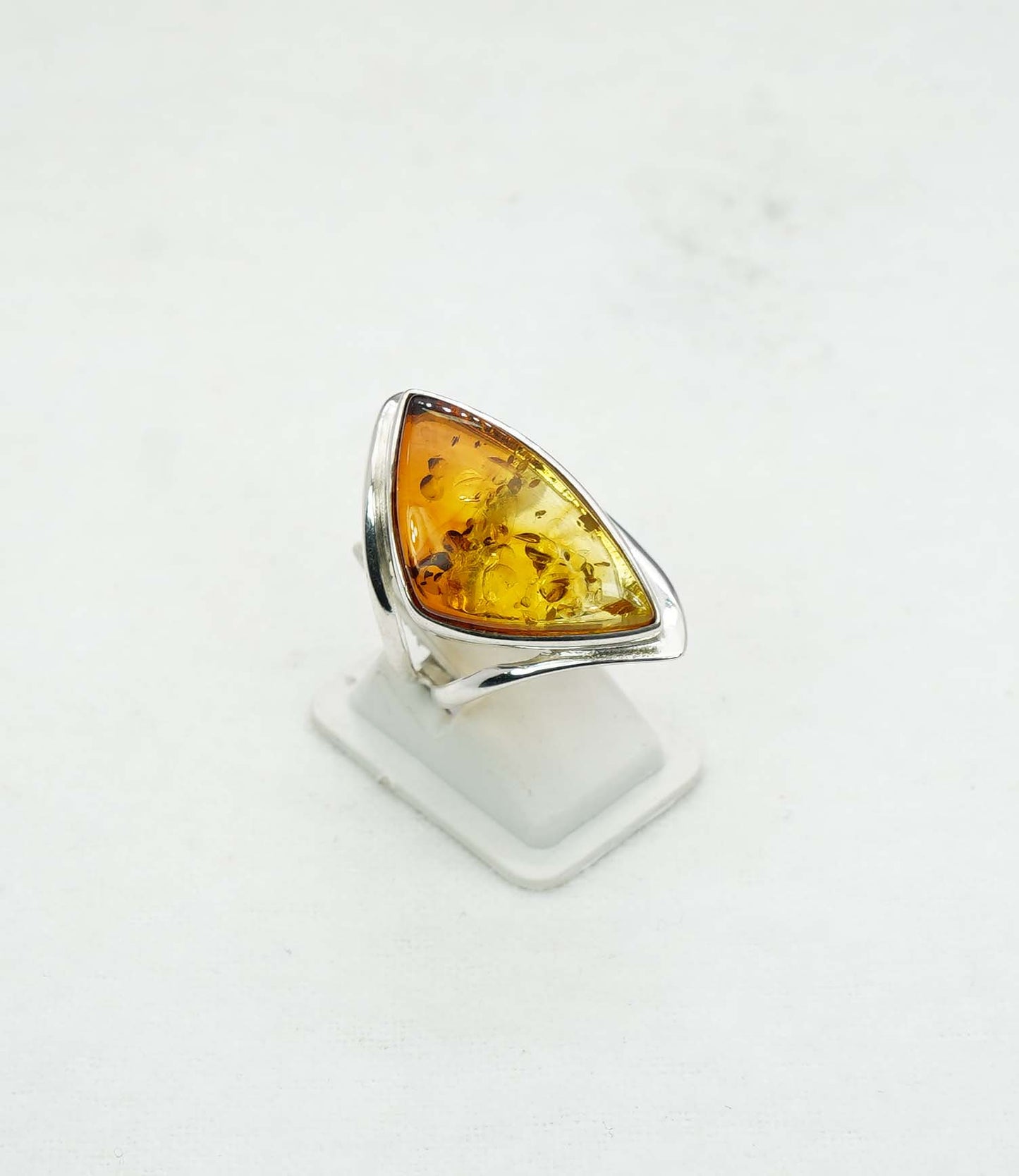 925 Solid Sterling Silver Natural Baltic Amber Ring - 6.4 Grams