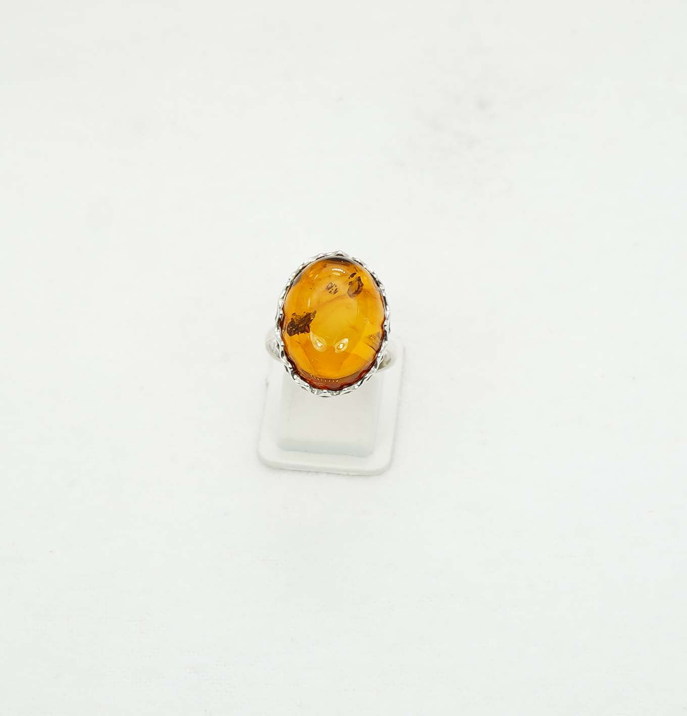 925 Solid Sterling Silver Natural Baltic Amber Ring - 3.6 Grams